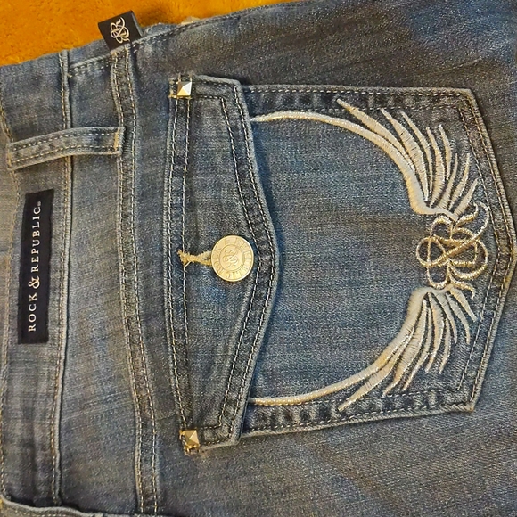 ROCK & REPUBLIC Jeans (Kendall) - Picture 4 of 4